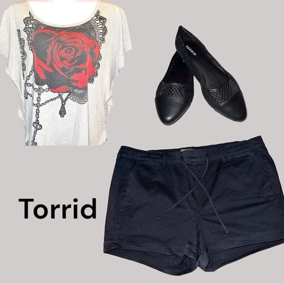 Torrid black stretchy comfy cuffed shorts!! - Picture 2 of 9